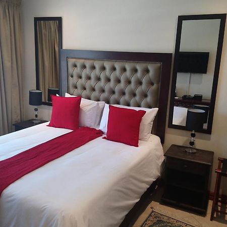 סנטוריון Lily White Guest House מראה חיצוני תמונה