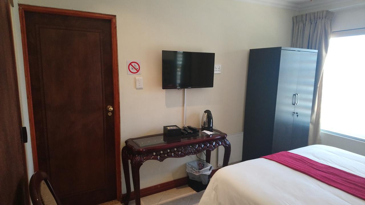 סנטוריון Lily White Guest House מראה חיצוני תמונה